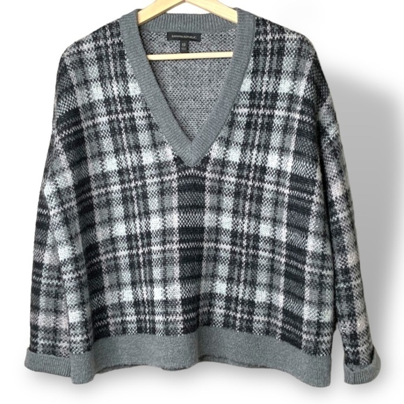 Banana REPUBLIC Wool Blend with Mohair Boxy Oversize Check Vee Neck Sweater XS - Picture 3 of 10